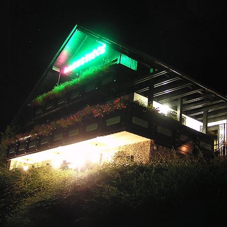 Pod Orehi Guest House Loče pri Poljčanah Eksteriør billede