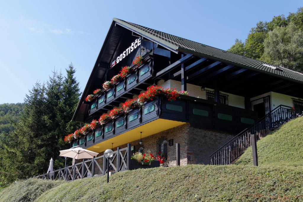 Pod Orehi Guest House Loče pri Poljčanah Eksteriør billede