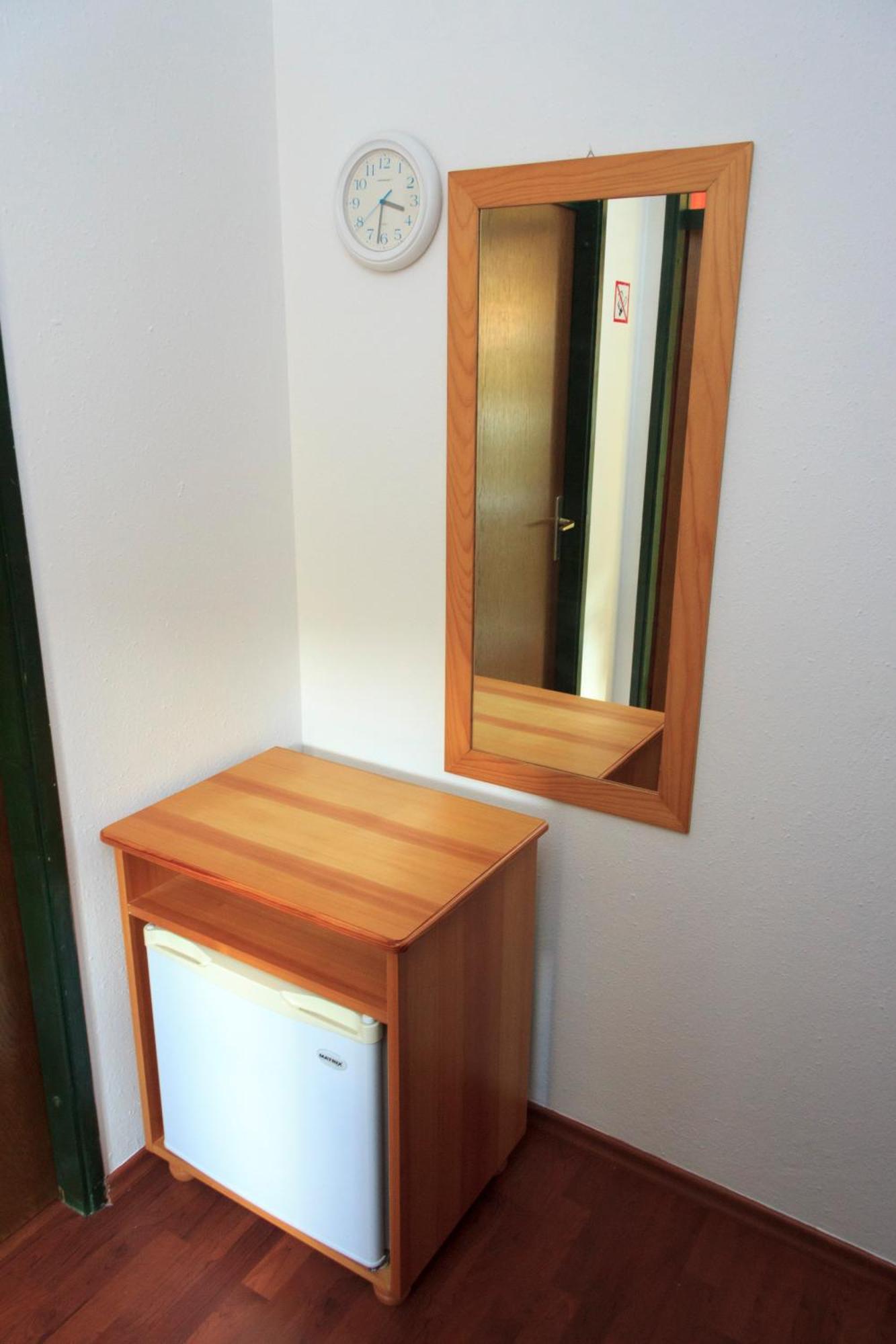 Pod Orehi Guest House Loče pri Poljčanah Værelse billede