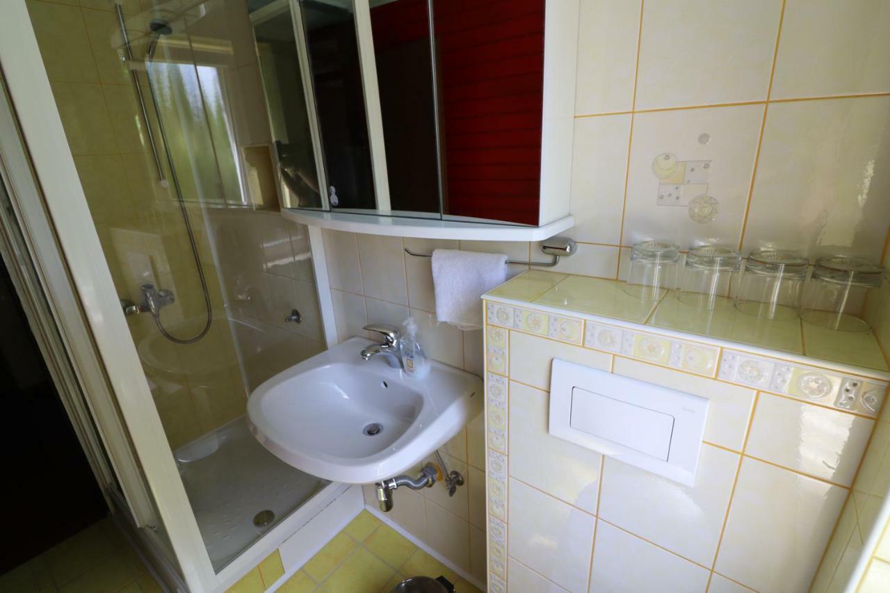 Pod Orehi Guest House Loče pri Poljčanah Eksteriør billede