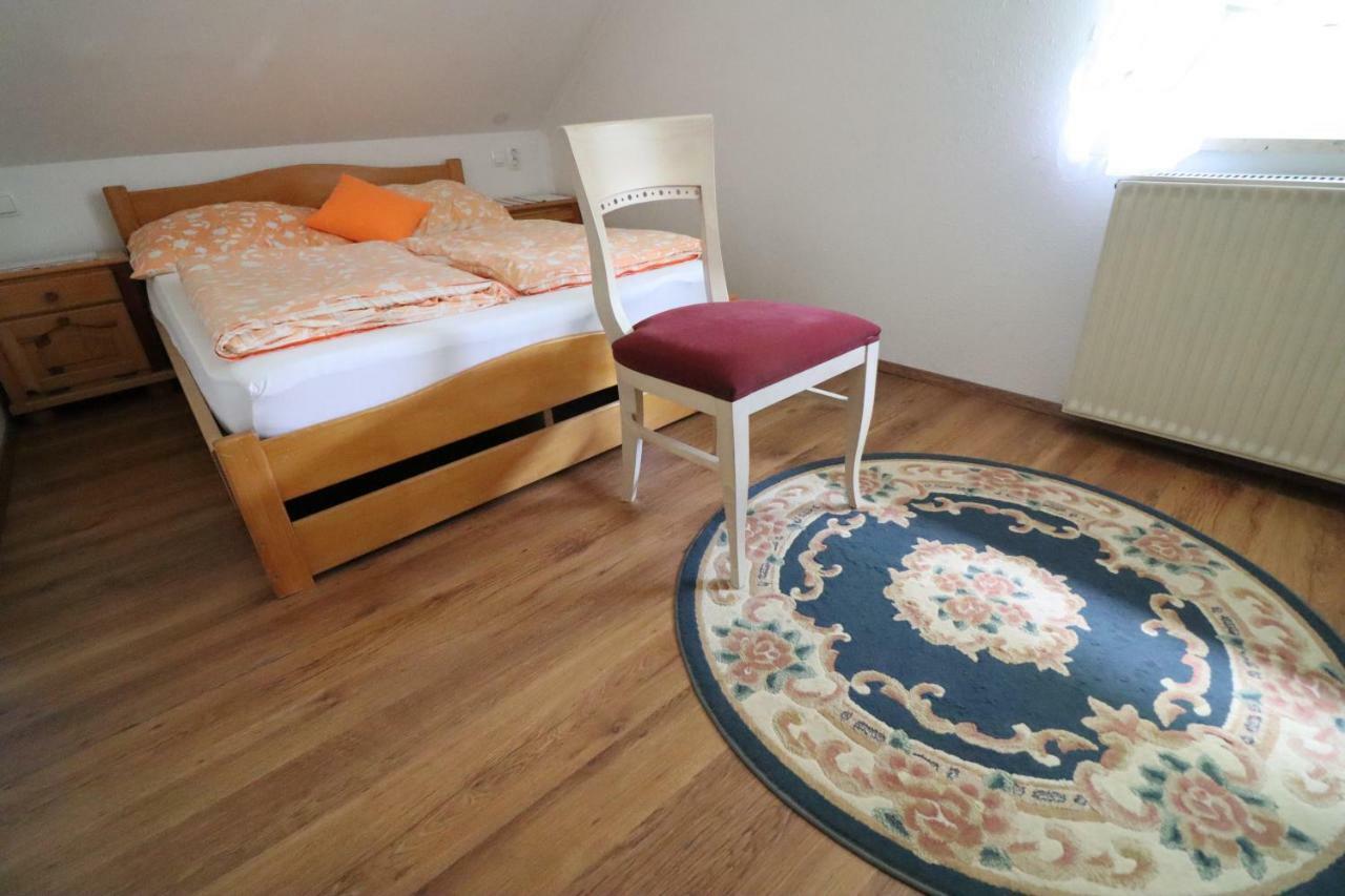 Pod Orehi Guest House Loče pri Poljčanah Eksteriør billede