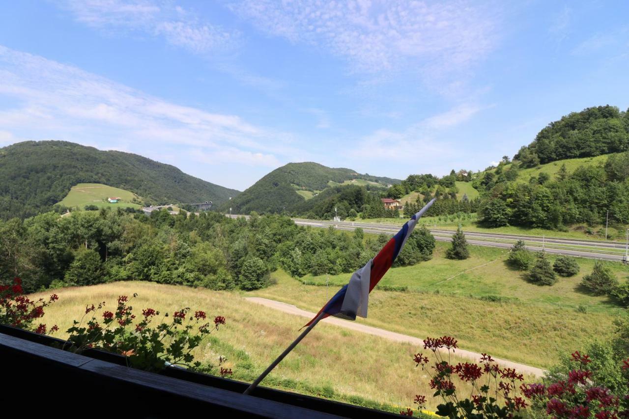Pod Orehi Guest House Loče pri Poljčanah Eksteriør billede